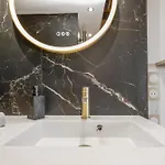 Апартаменти Golden Luxury House Агд