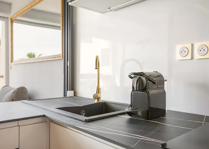 Golden Luxury House *