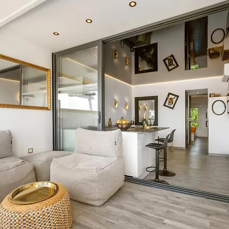 Golden Luxury House *